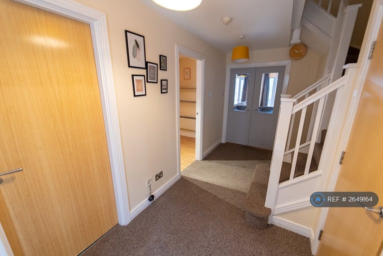 3 bedroom flat in The Mailbox, Birmingham, B1 (3 bed) (#2649164)