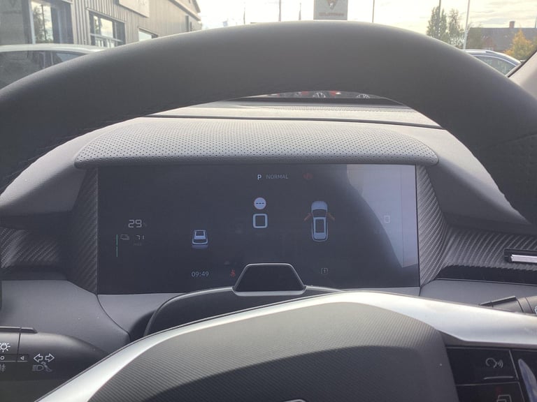 2025 MG MGS5 64kWh Trophy Long Range SUV 5dr Electric Auto (231 ps) HATCHBACK Electric Automatic