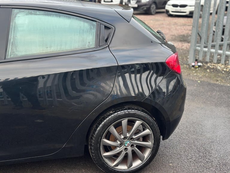 2014 Alfa Romeo Giulietta 1.6 JTDM-2 Collezione 5dr HATCHBACK DIESEL Manual