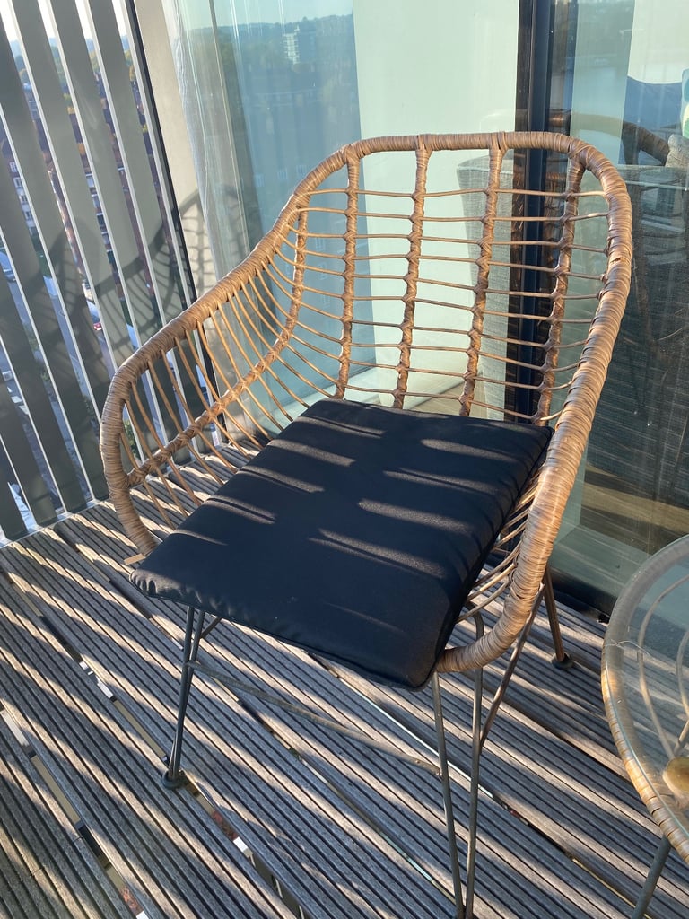 image for outdoor set
