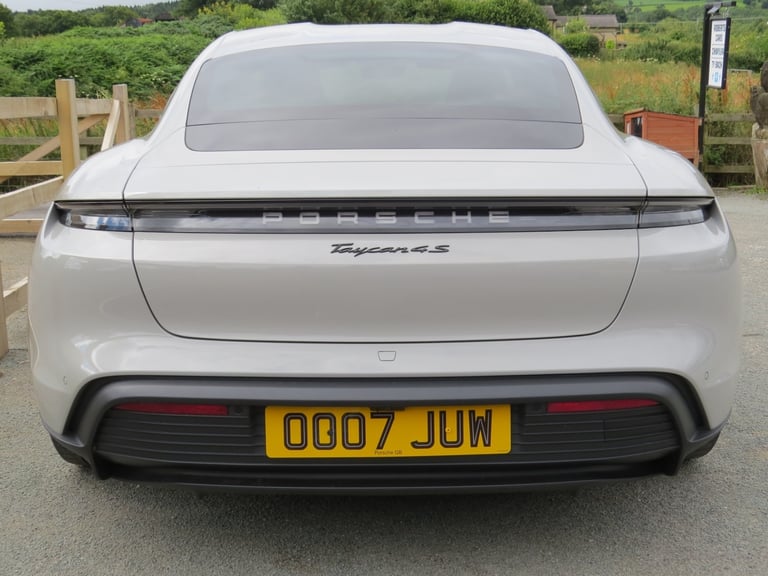 2021 Porsche Taycan 350kW 93kWh 4dr RWD Auto Just serviced by Porsche SALOON Electric Automatic