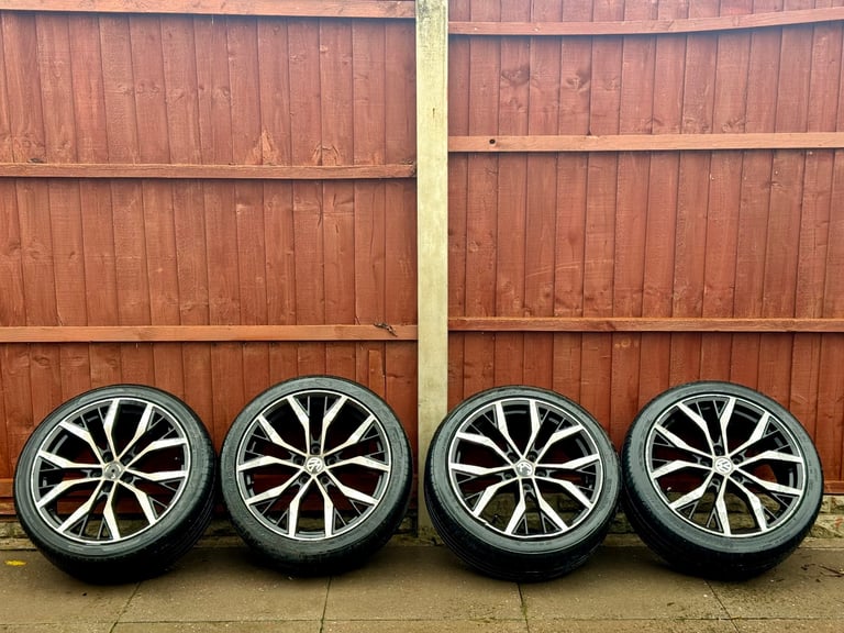 VOLKSWAGEN VW SANTIAGO STYLE ALLOY WHEELS 18” GOLF GTI GTD