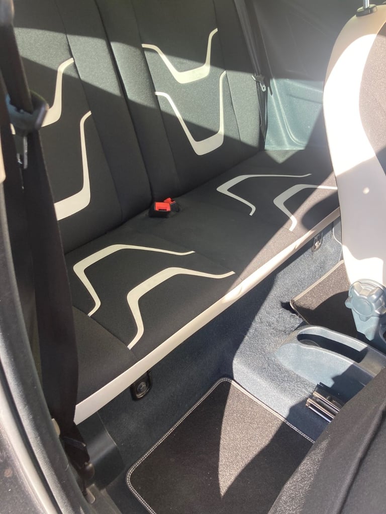 Ford KA 1.2 Hatchback, zetec BLACK edn. 2016 long mot, cheap insurance top spec