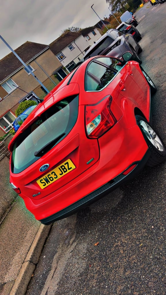 Ford, FOCUS, Hatchback, 2014, Manual, 998 (cc), 5 doors