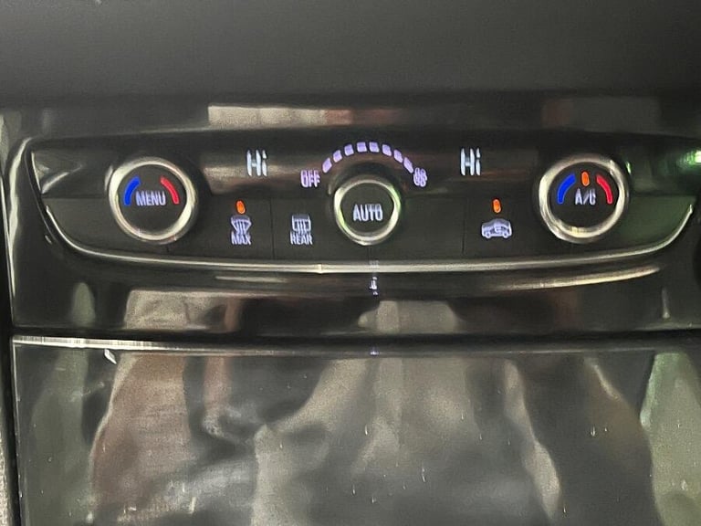 2019 Vauxhall Grandland X 1.2 Turbo Gpf Tech Line Nav Suv 5dr Petrol Manual Euro 6 (s/s) (130 Ps)...