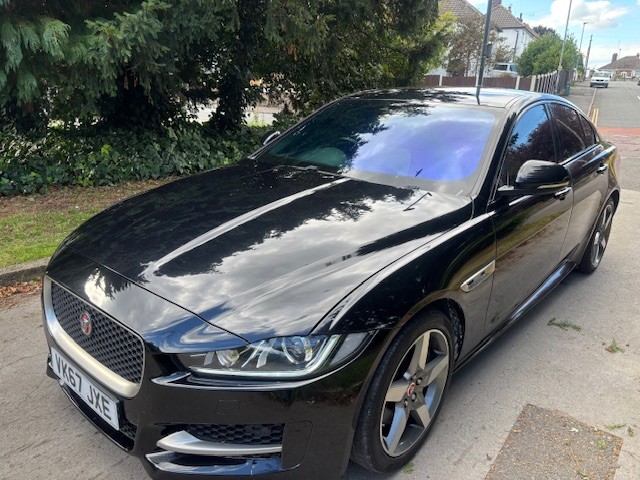 JAGUAR XE 2.0 i R-Sport Black Auto Petrol 2017