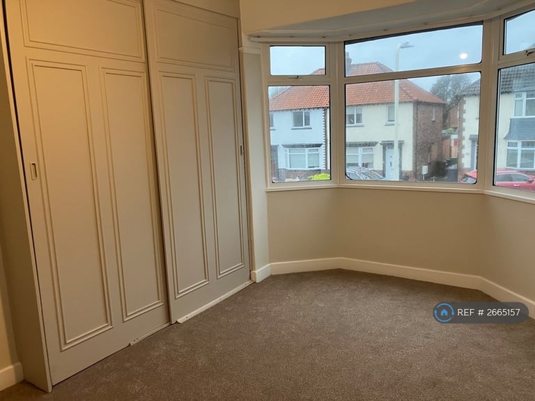 3 bedroom house in Stafford Road, Southport, PR8 (3 bed) (#2665157)