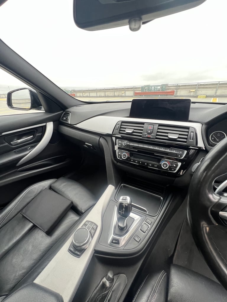2017 BMW 3 Series 330e M Sport 4dr Step Auto SALOON Petrol/Electric Hybrid Automatic