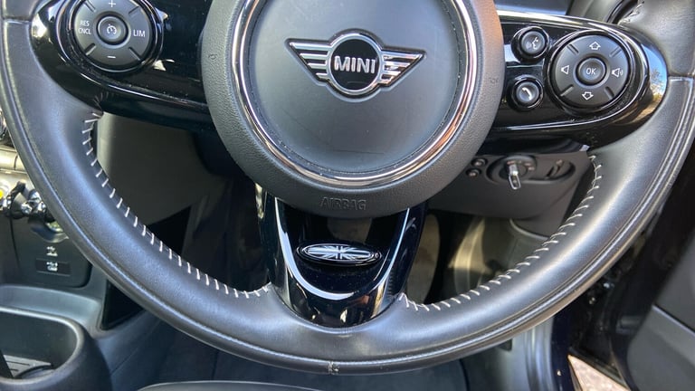 2020 MINI Electric Hatch Cooper SE 32.6kWh Level 3 Hatchback 3dr Electric Auto (184 ps) Hatchback...