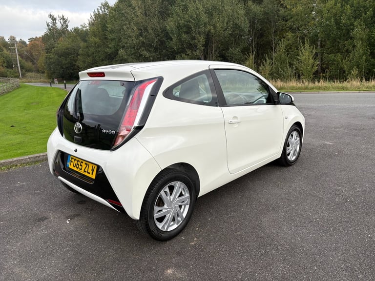 2015 Toyota AYGO 1.0 VVT-i X-Pression 3dr HATCHBACK Petrol Manual