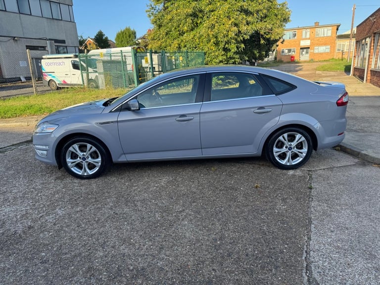 2012 Ford Mondeo 1.6 TDCi ECOnetic Titanium X Euro 5 (s/s) 5dr HATCHBACK Diesel Manual