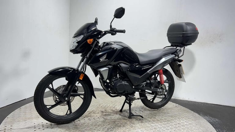 Honda CB 2022 VERY CLEAN LOW MILEAGE 2K 125CC COMMUTER LEARNER BIKE