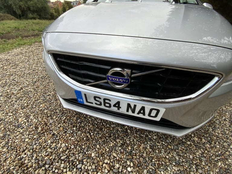 2014 Volvo V40 1.6 D2 SE Lux Nav Hatchback 5dr Diesel Manual Euro 5 (s/s) (115 ps) Hatchback Dies...