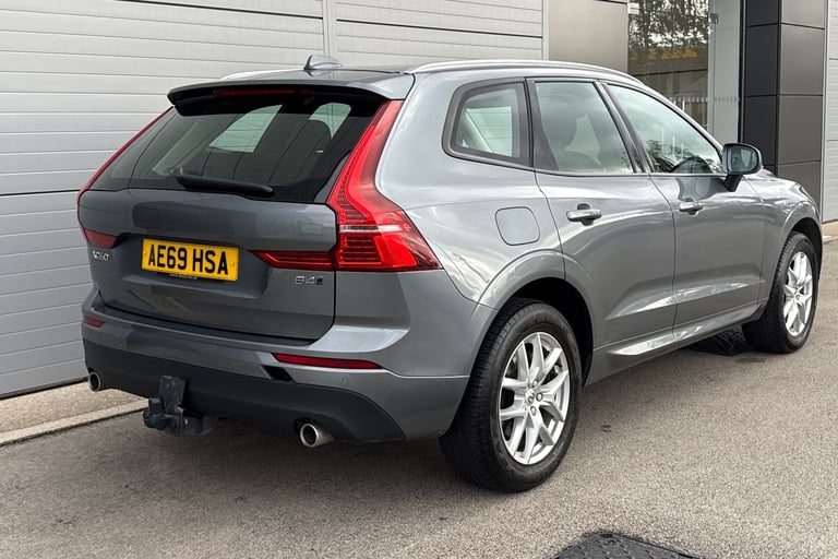 2019 Volvo XC60 2.0 B4 MHEV Momentum Auto AWD Euro 6 (s/s) 5dr SUV DIESEL Automatic