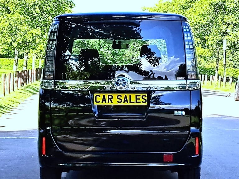 2015 Toyota Voxy 1.8 Hybrid Automatic 81,900 Miles. 7 Seater. Hybrid Petrol. PX OK MPV Petrol/Ele...