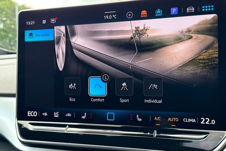 2025 Volkswagen ID.5 Pro 77kWh Match Auto 5dr SUV Automatic