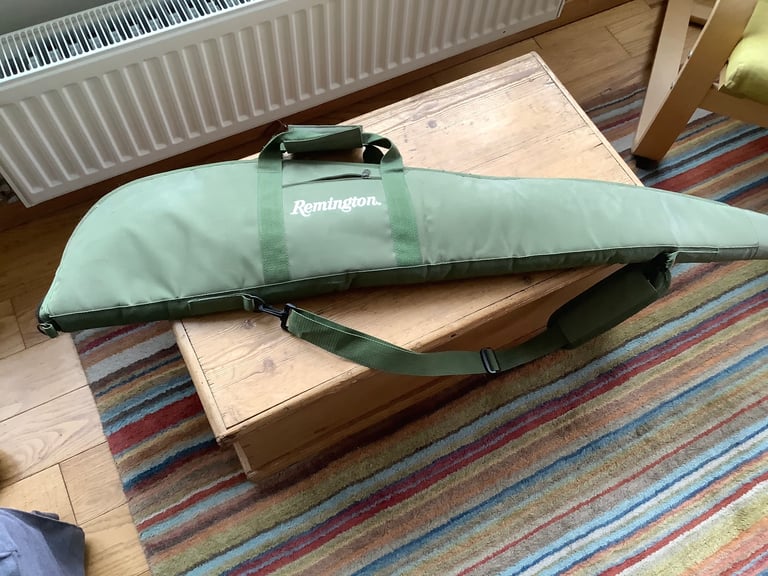 Brattonsound gun cabinet and gun slip