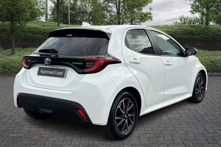 2023 Toyota Yaris 1.5 Hybrid Design 5dr CVT Hatchback Hybrid Automatic