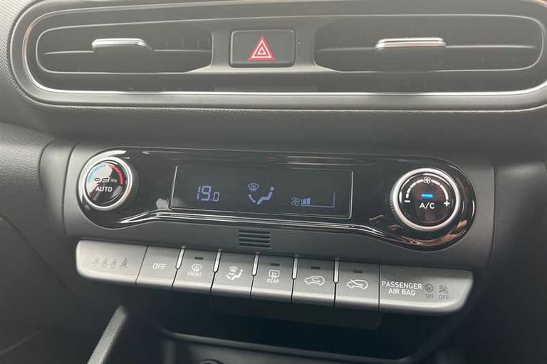 2022 Hyundai KONA 1.0 TGDi 48V MHEV Premium 5dr HATCHBACK PETROL Manual