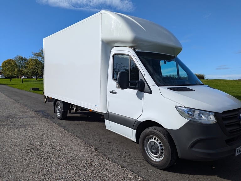  MERCEDES-BENZ SPRINTER 3.5t Progressive Luton Tail Lift