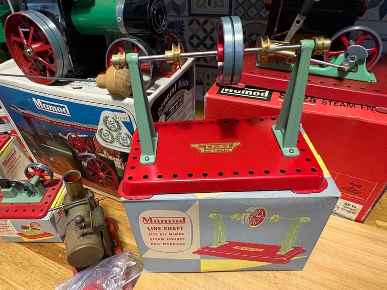 Mamod steam traction engine 