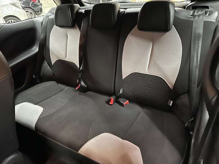 2015 Citroen DS3 1.2 PureTech Dsign 3dr HATCHBACK Petrol Manual