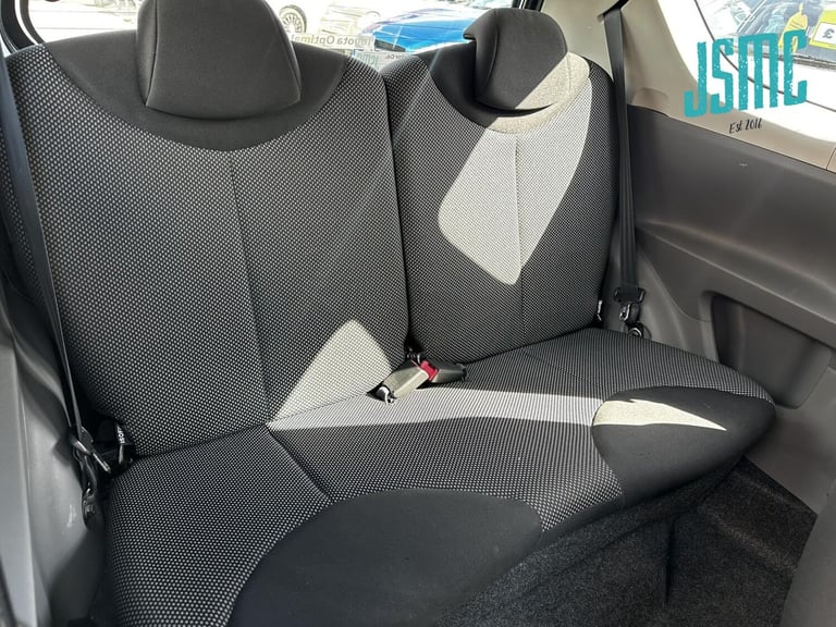 2010 Toyota AYGO 1.0 VVT-i Blue Hatchback 3dr Petrol Manual Euro 4 (67 bhp) Hatchback Petrol Manual
