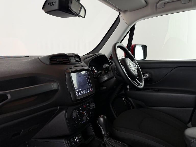 2020 Jeep Renegade 1.3 GSE T4 Night Eagle DDCT Euro 6 (s/s) 5dr ESTATE Petrol Automatic