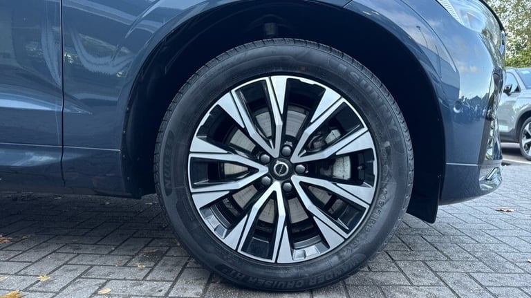 2024 Volvo XC60 Plus, B5 AWD Mild hybrid, Petrol, Dark Estate Petrol Automatic