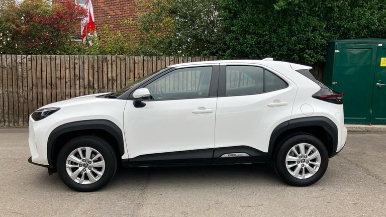 2023 Toyota Yaris Cross 1.5 Hybrid Icon 5dr CVT Hybrid Estate Estate Hybrid Automatic