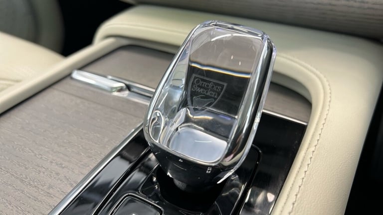 2024 Volvo XC90 2.0 B5P [250] Ultra Dark 5dr AWD Geartronic ESTATE PETROL Automatic