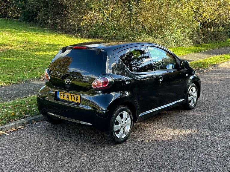 Toyota, AYGO, Hatchback, 2014, Manual, 998 (cc), 5 doors