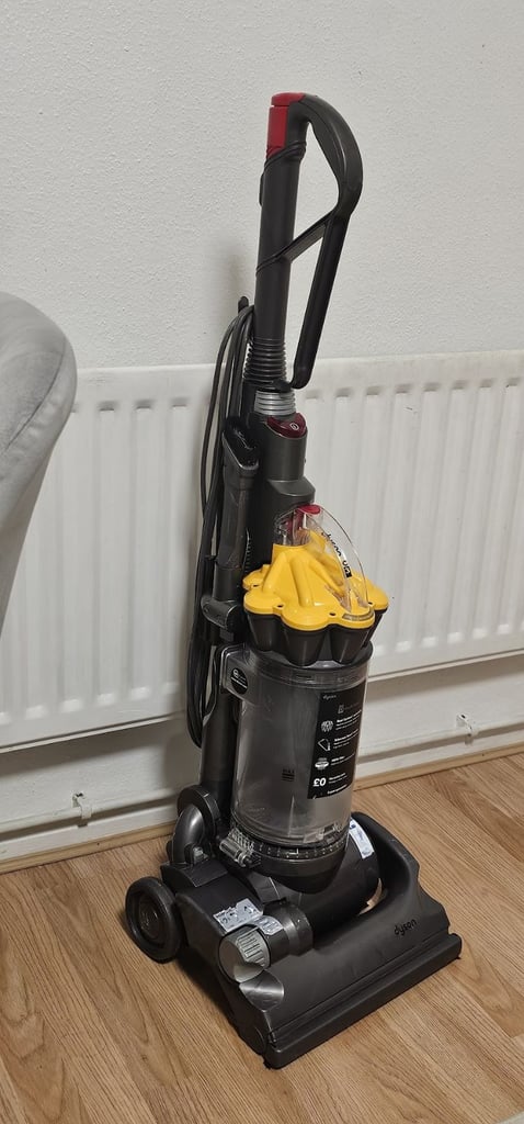 Dyson DC33 upright vacuum cleaner with tools, brand new motor