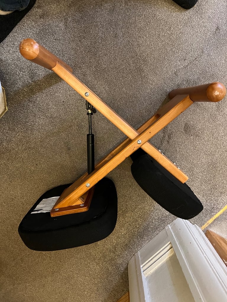 Desk Kneeling Stool