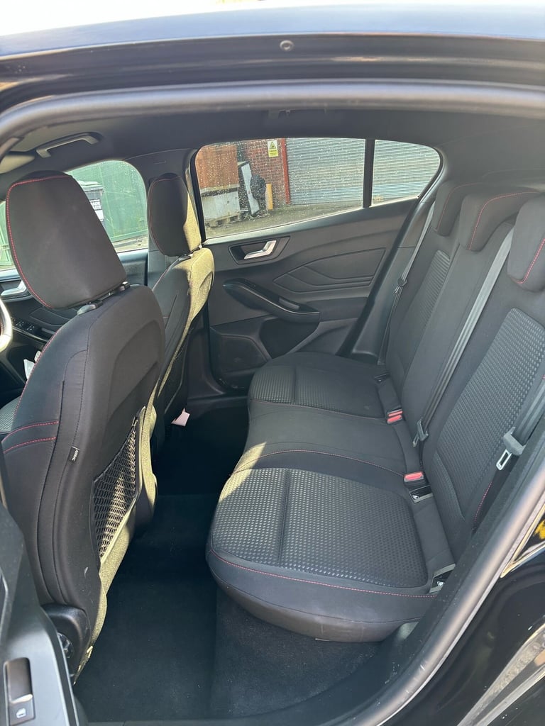 2022 Ford Focus 1.0 EcoBoost Hybrid mHEV 125 ST-Line Edition 5dr HATCHBACK Petrol Manual