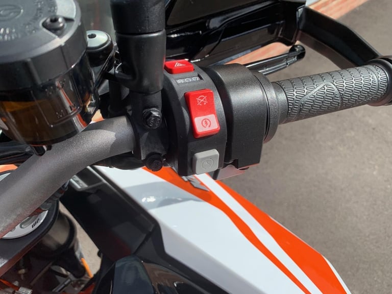 KTM 1290 SUPERDUKE GT - FULL KTM LUGGAGE - 2 YEAR WARRANTY