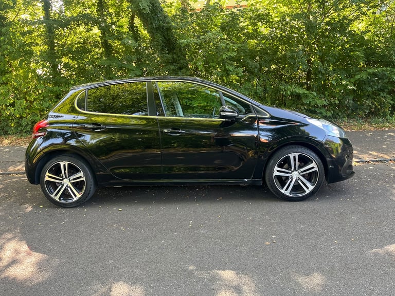 2015 Peugeot 208 Gt-line 1.6hdi ulez cheap tax 