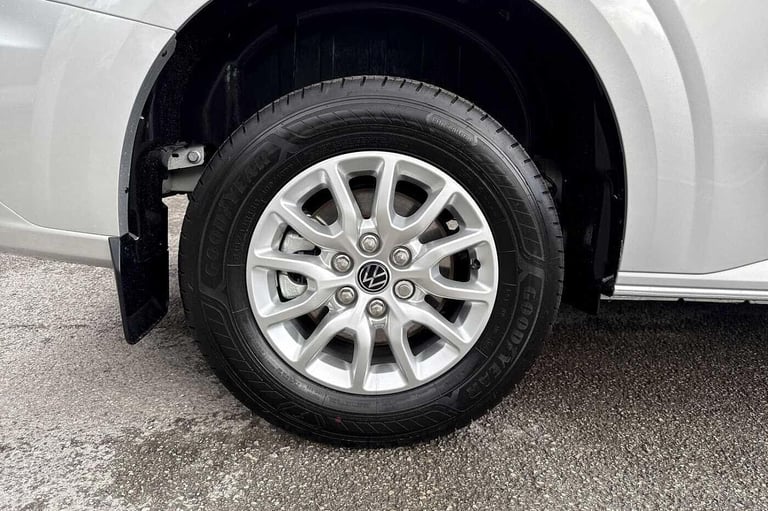 2025 Volkswagen Transporter T28 Panel Van Commerce Pro SWB 150 PS 2.0 TDI 8sp Automatic Van DIESE...