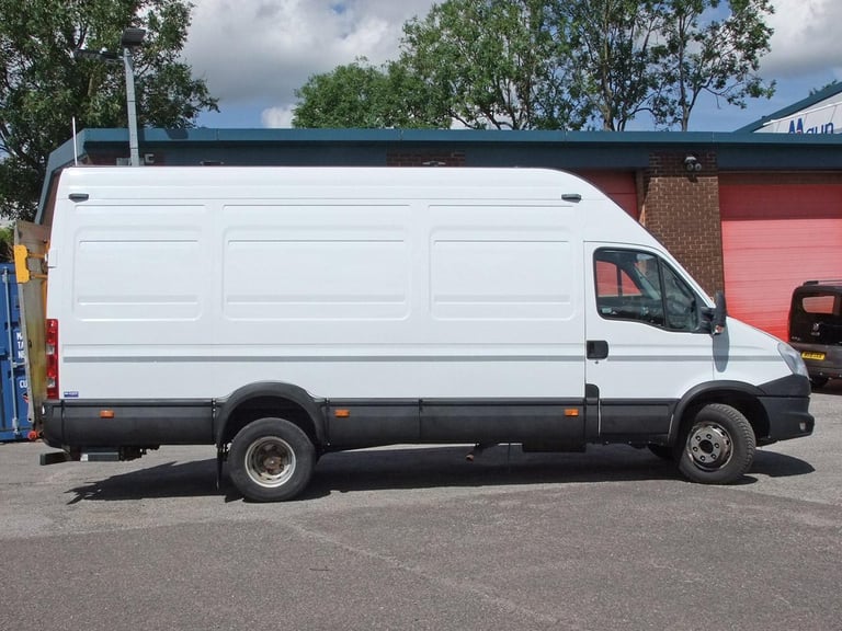 2014 "64" Iveco Daily 70C17 EEV, 7 tonne HGV Panel Van +TAIL LIFT, Digital Tacho