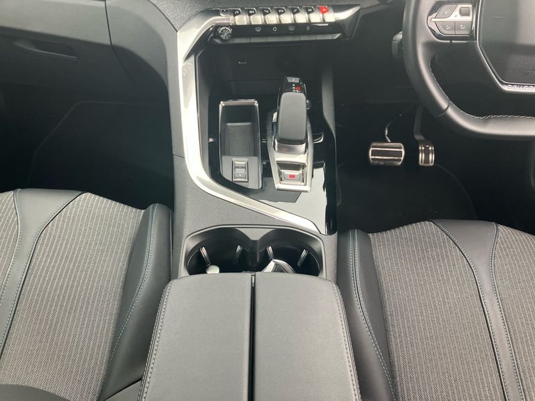 2023 Peugeot 3008 1.6 Hybrid 225 Allure Premium+ 5dr e-EAT8 Estate PETROL/ELECTRIC Automatic