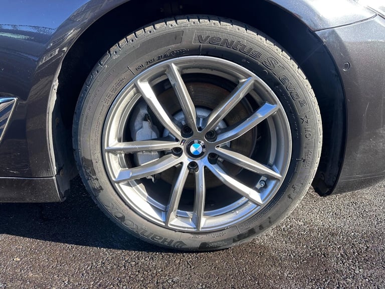 2019 BMW 5 Series 3.0 530d SE Auto xDrive Euro 6 (s/s) 4dr SALOON Diesel Automatic