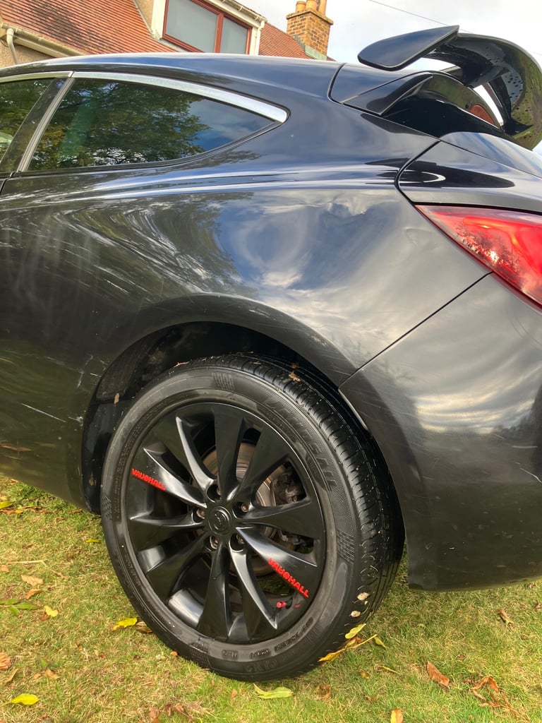 Vauxhall Astra 3 Door GTC CDTI SRi 16V 2.0 Diesel Automatic (2012).