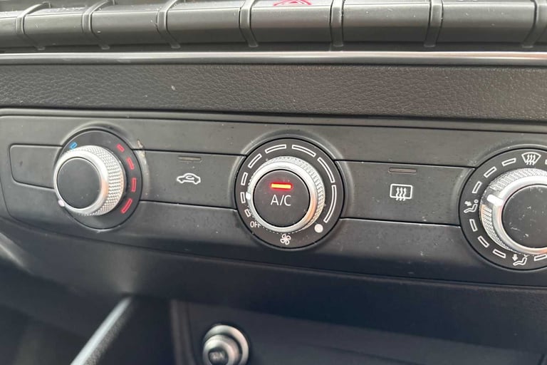  Audi Q2 35 TFSI S Line 5dr S Tronic SUV Petrol Automatic