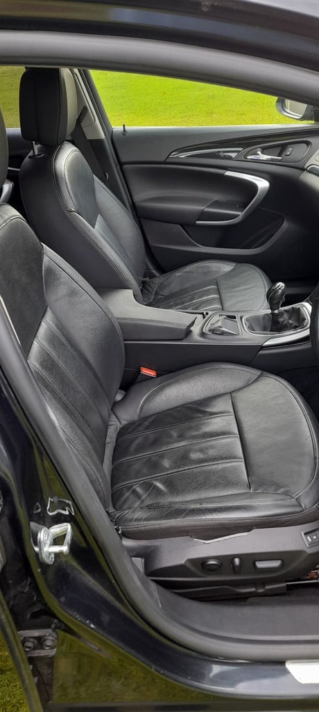 Vauxhall, INSIGNIA, Hatchback, 2015, Manual, 1956 (cc), 5 doors