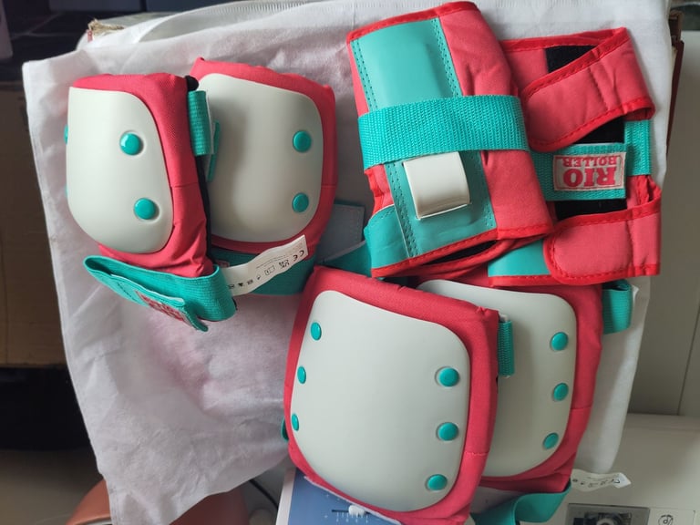 Quad Skates - Size 6 - Chaya Melrose