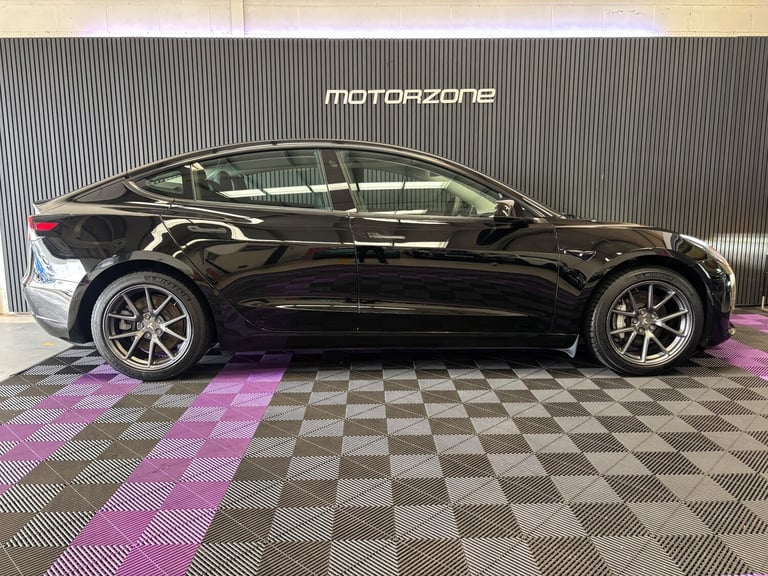 2021 Tesla Model 3 Standard Range Plus Saloon 4dr Electric Auto RWD (241 bhp)