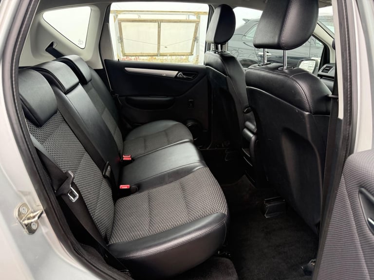 2012 Mercedes-Benz A-Class 1.7 A180 Avantgarde SE CVT 5dr HATCHBACK Petrol Automatic