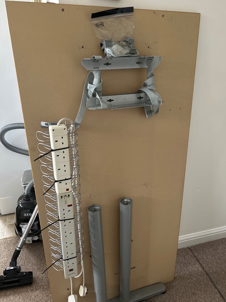 Ikea beech wood effect desk 160 x 80 with two legs