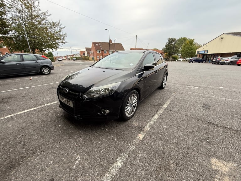 Ford, FOCUS, Hatchback, 2011, Manual, 1560 (cc), 5 doors