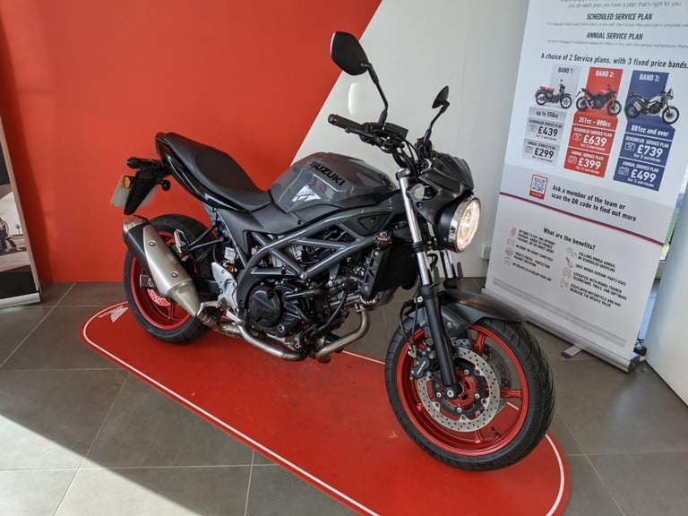 2024 SUZUKI SV650 AM4 MODERN GLOSS GREY RED WHEELS ULTRA LOW MILES SUPER CLEAN